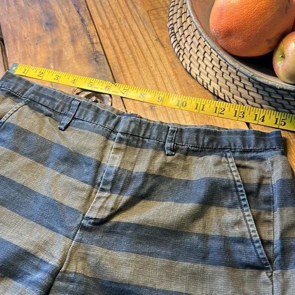 Madewell Black/Taupe Striped Denim Shorts with pockets - Picture 5 of 5